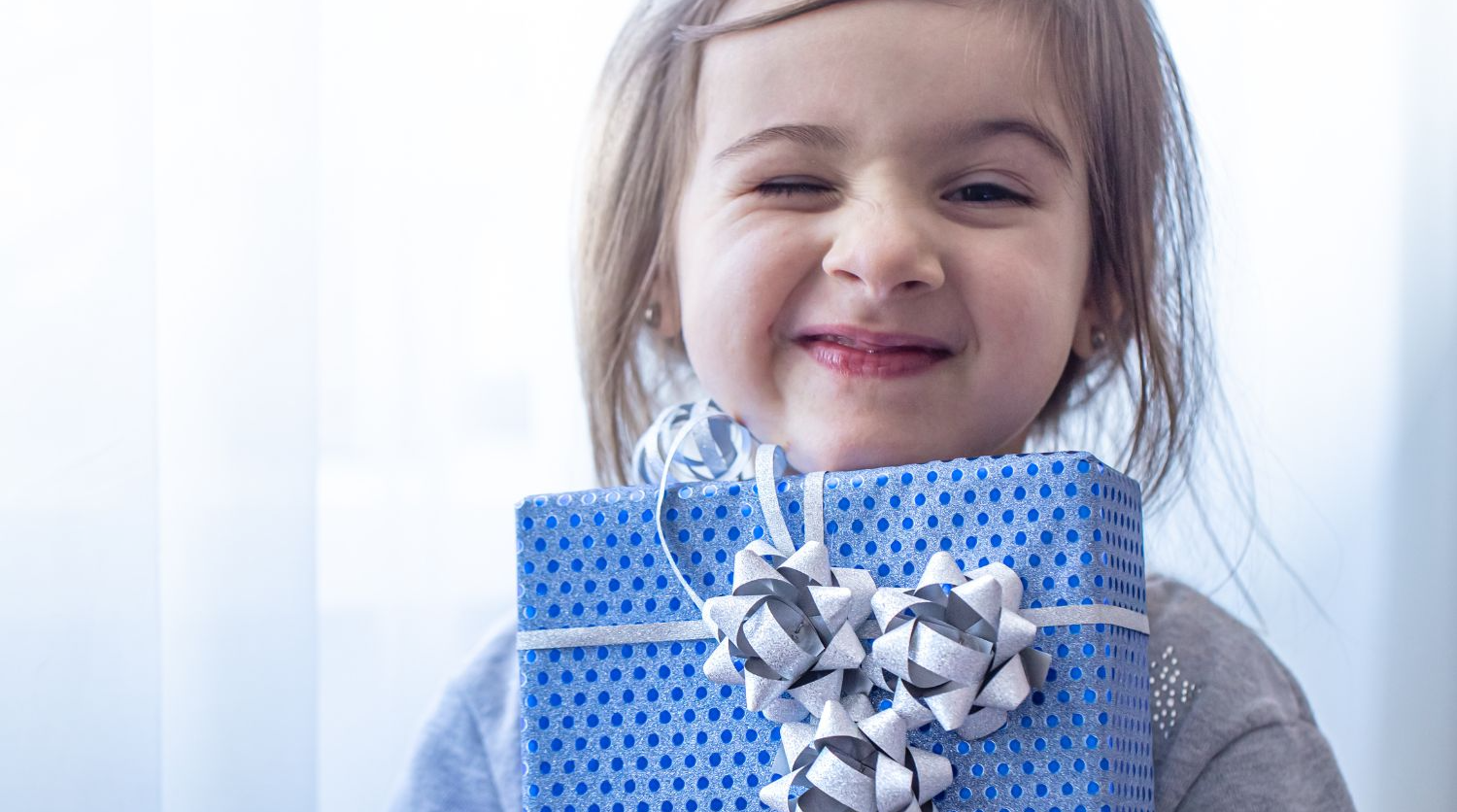 Najbolji poklon za dete od 4 godine – kompletan vodič